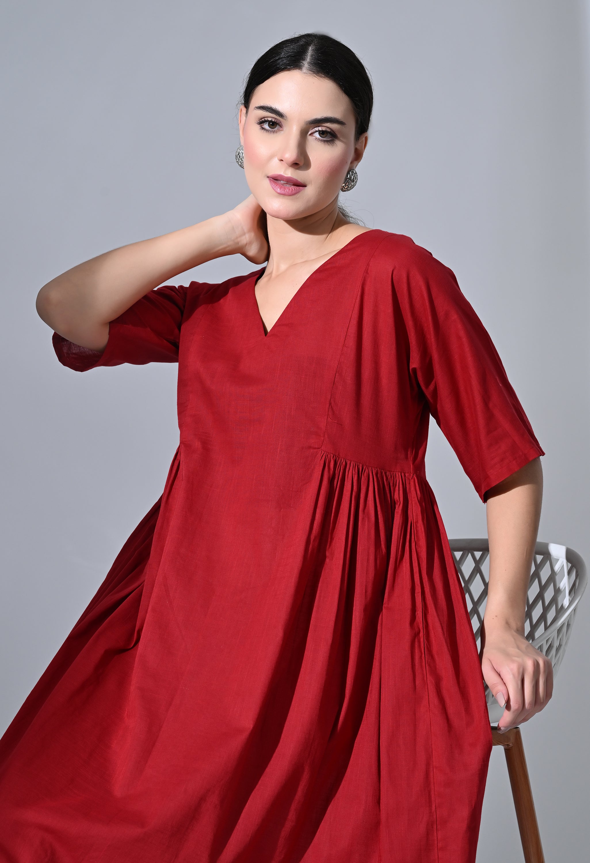 MISS RED DRESS